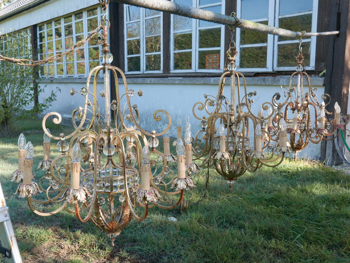 A Rare Set Of Three Gilded Metal Chandeliers-photo-7