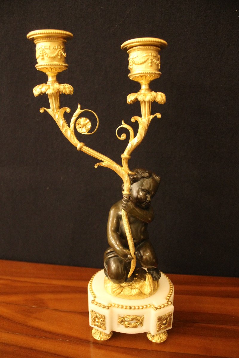 Paire De Petits Chandeliers Aux Putti En Bronze Doré Et Patiné, Style Louis XVI, époque XIXème-photo-3