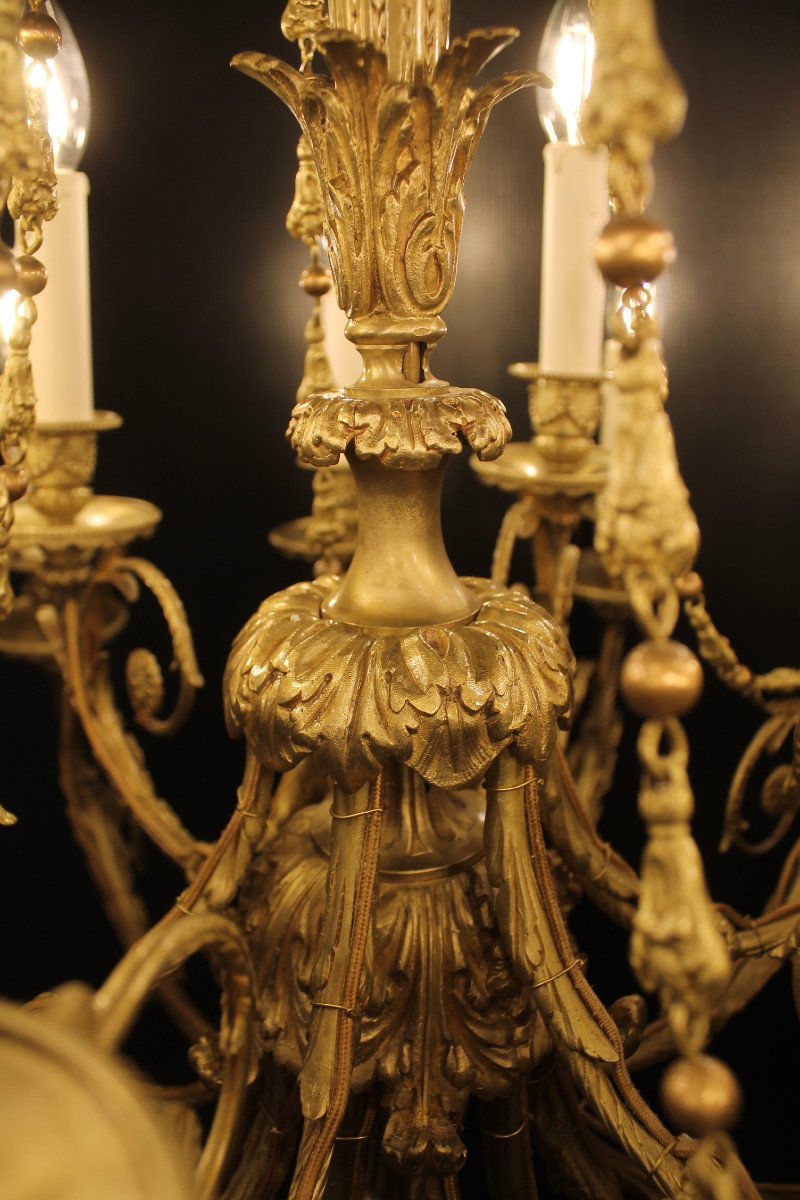 Louis XVI Style Chandelier In Chased Bronze With 18 Lights, Second Half Of The Nineteenth Century-photo-2