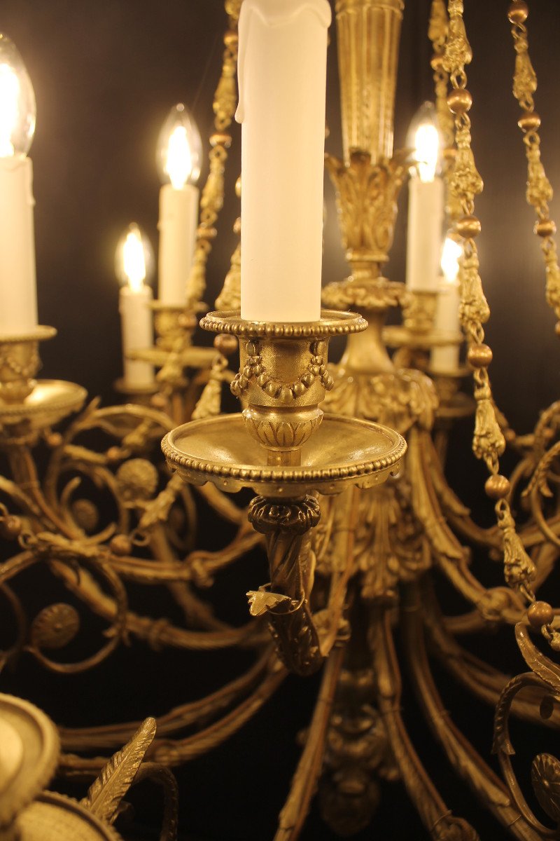 Louis XVI Style Chandelier In Chased Bronze With 18 Lights, Second Half Of The Nineteenth Century-photo-4