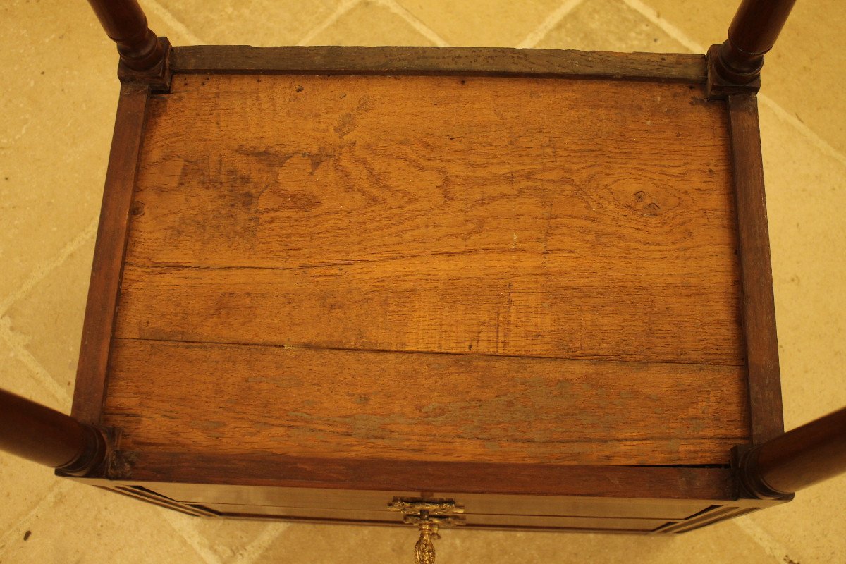 Table Chiffonnière de style Louis XVI En Acajou, Epoque XIXe siècle-photo-7