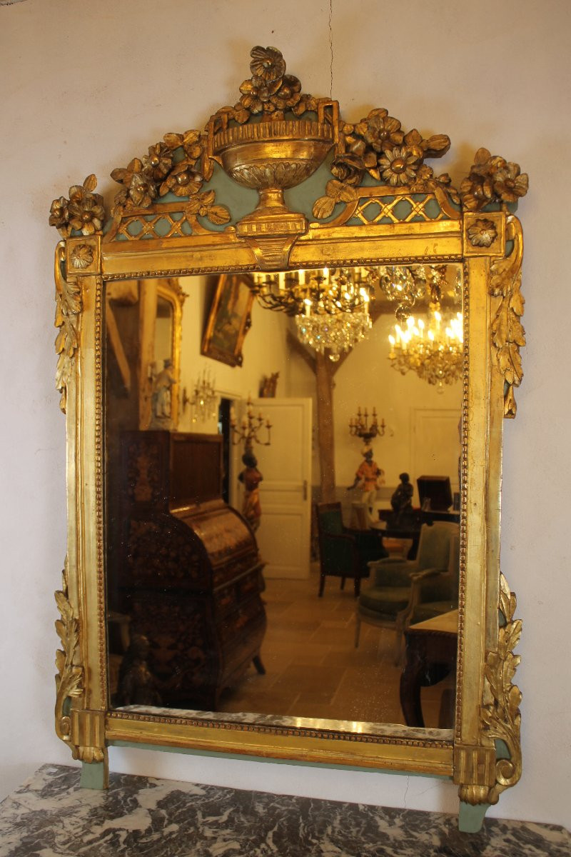Miroir à fronton en bois sculpté et doré, époque Louis XVI-photo-2