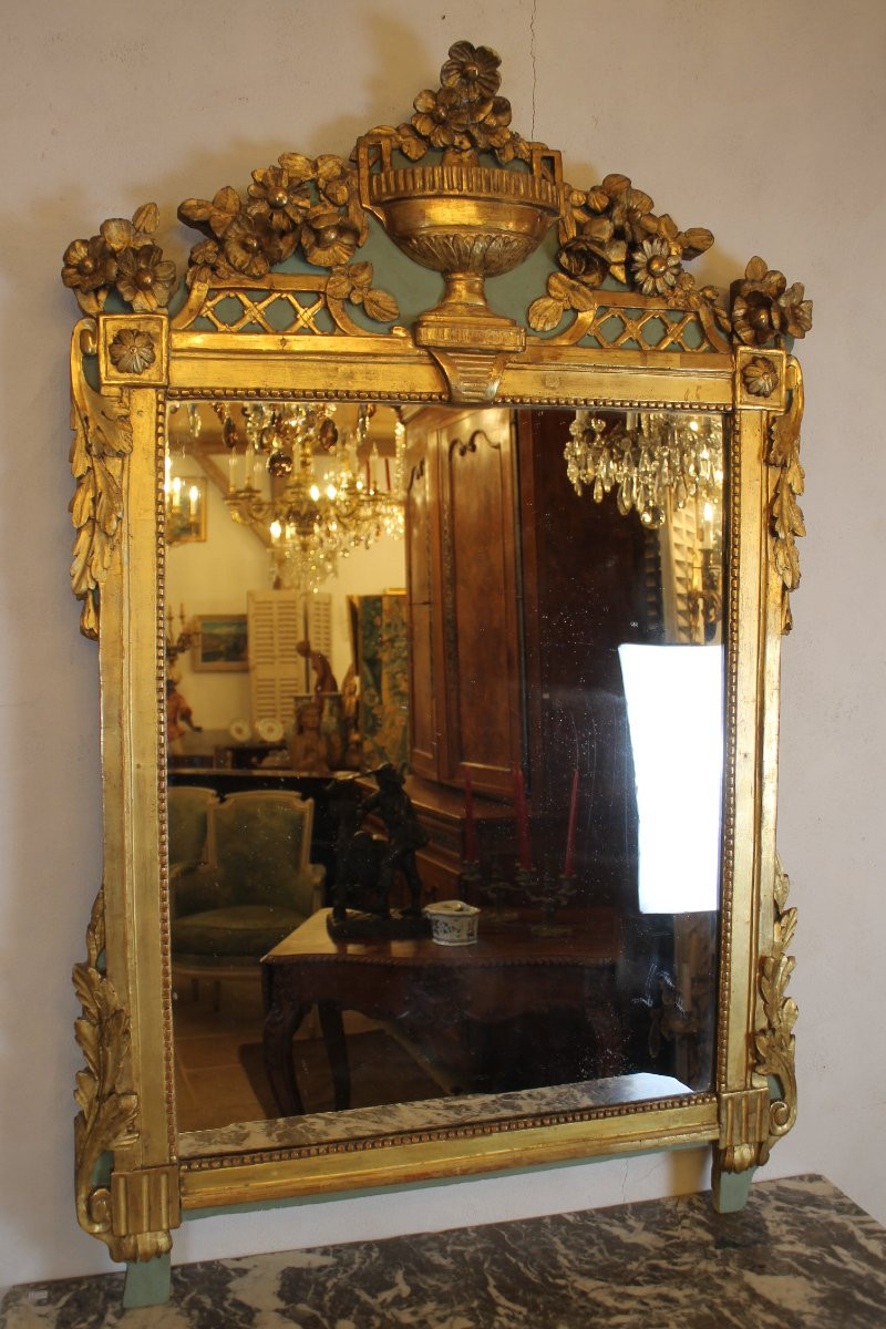 Miroir à fronton en bois sculpté et doré, époque Louis XVI-photo-3