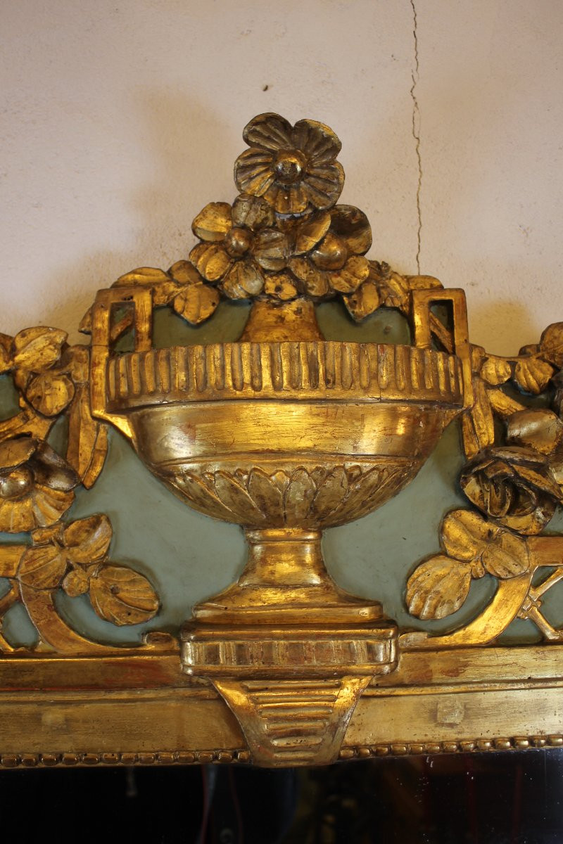 Miroir à fronton en bois sculpté et doré, époque Louis XVI-photo-6