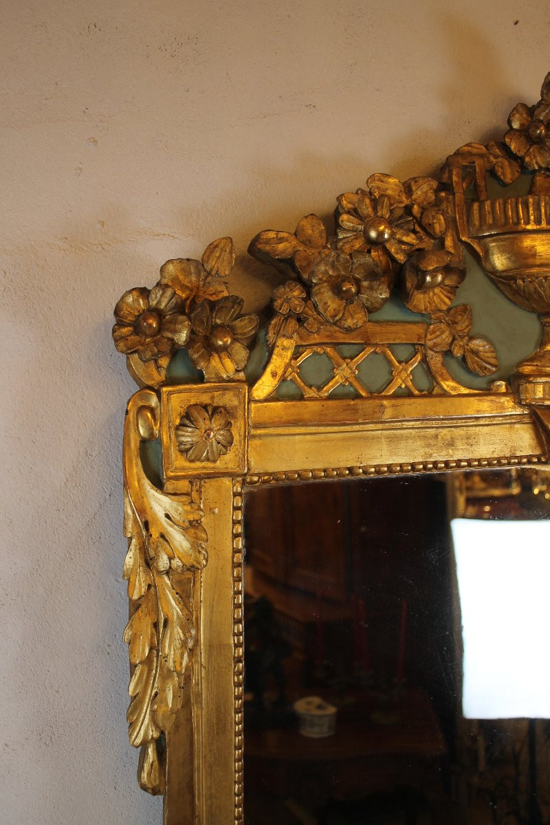 Miroir à fronton en bois sculpté et doré, époque Louis XVI-photo-7