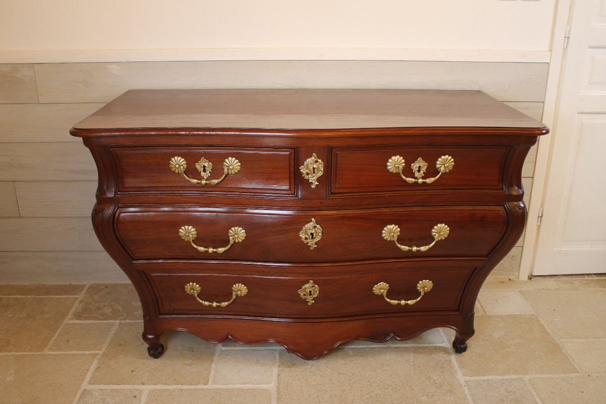 Louis XV Period Mahogany Commode With Tomb-like Top, Bordeaux-photo-2