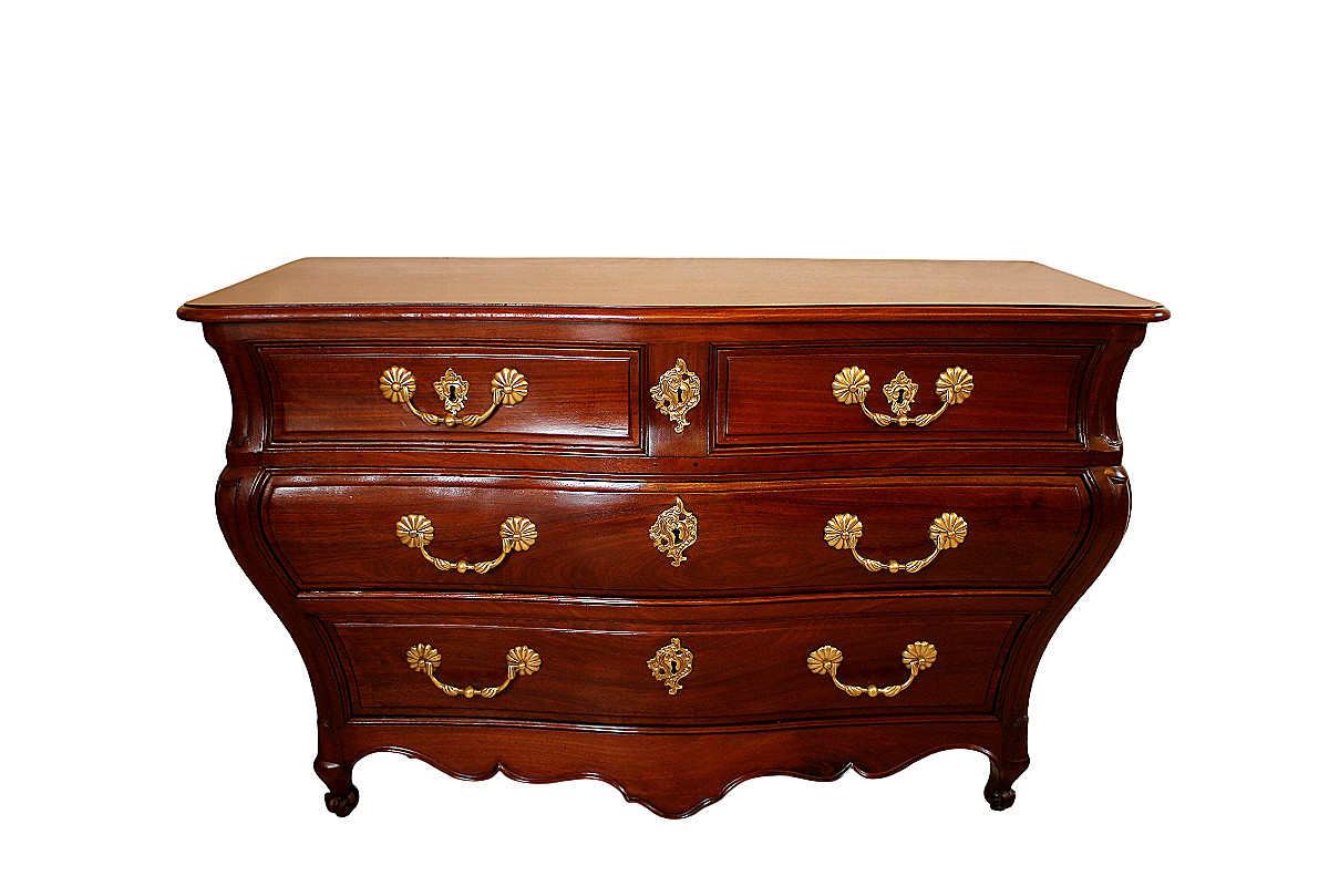 Commode Bordelaise en acajou massif, époque Louis XV