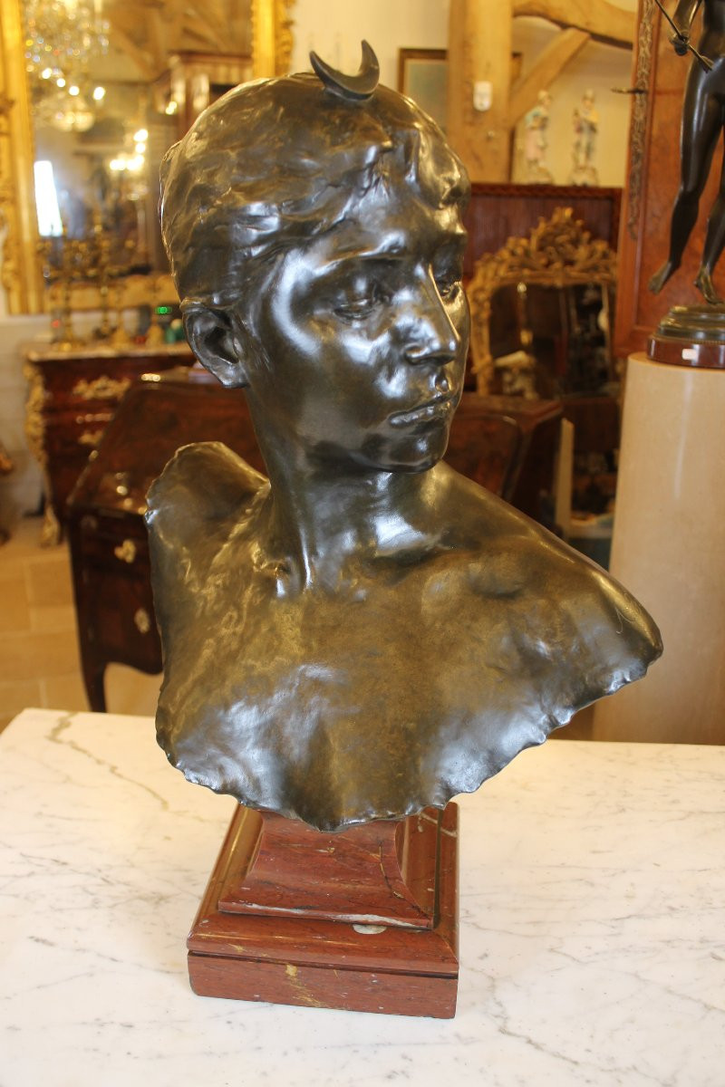 Alexandre FALGUIERE (1831-1900) - Buste de Diane Chasseresse en bronze-photo-3