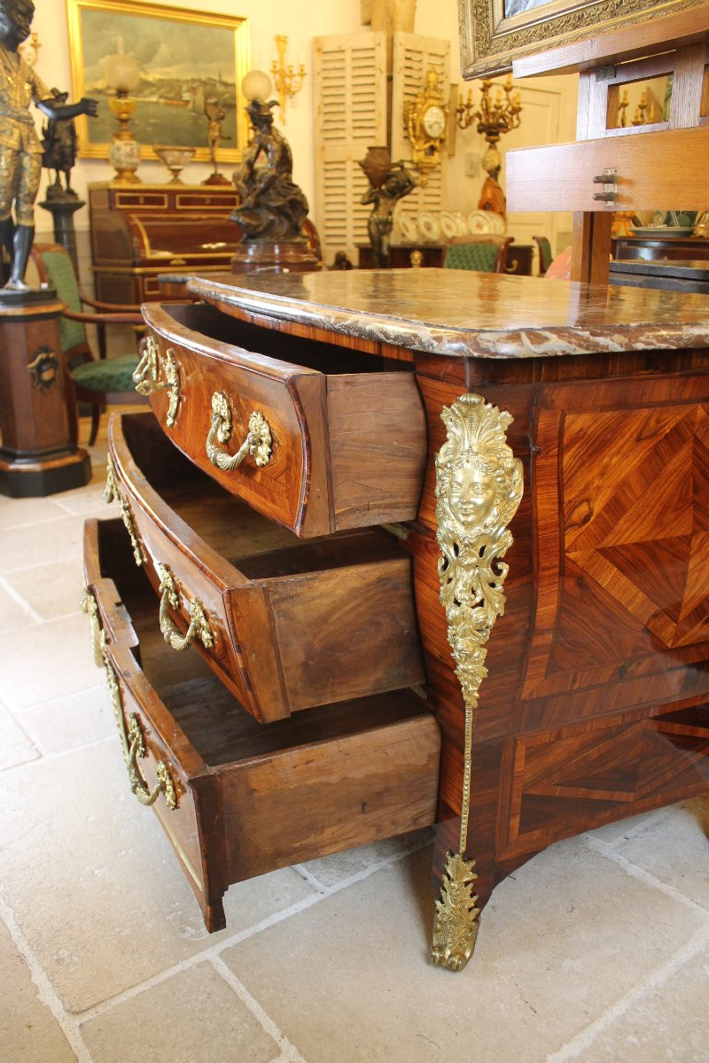 Commode en sarcophage et à pont, époque Régence-photo-6