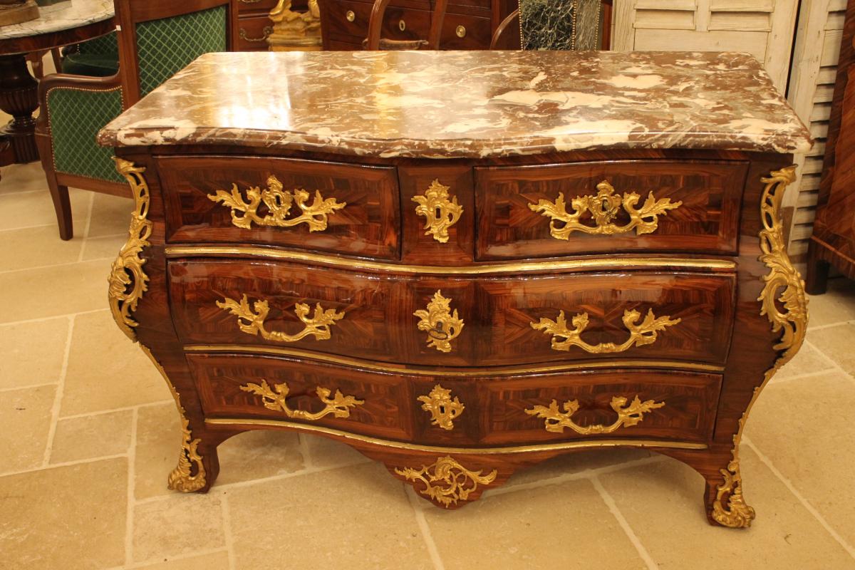 Commode Louis XV Estampillée G. Schwingkens