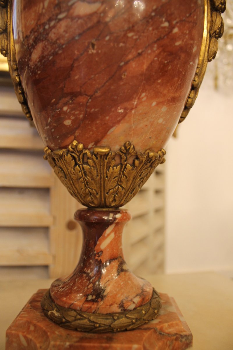 Paire De Vases En Marbre Rouge Royal, XIXème Siècle-photo-1