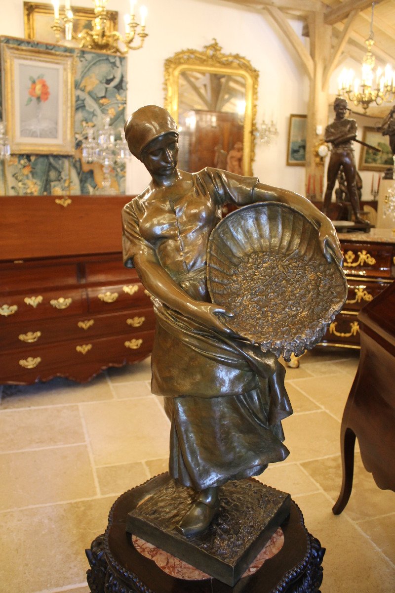 The Wheat Screening Machine, Bronze By Antonin Larroux  (1859-1937)