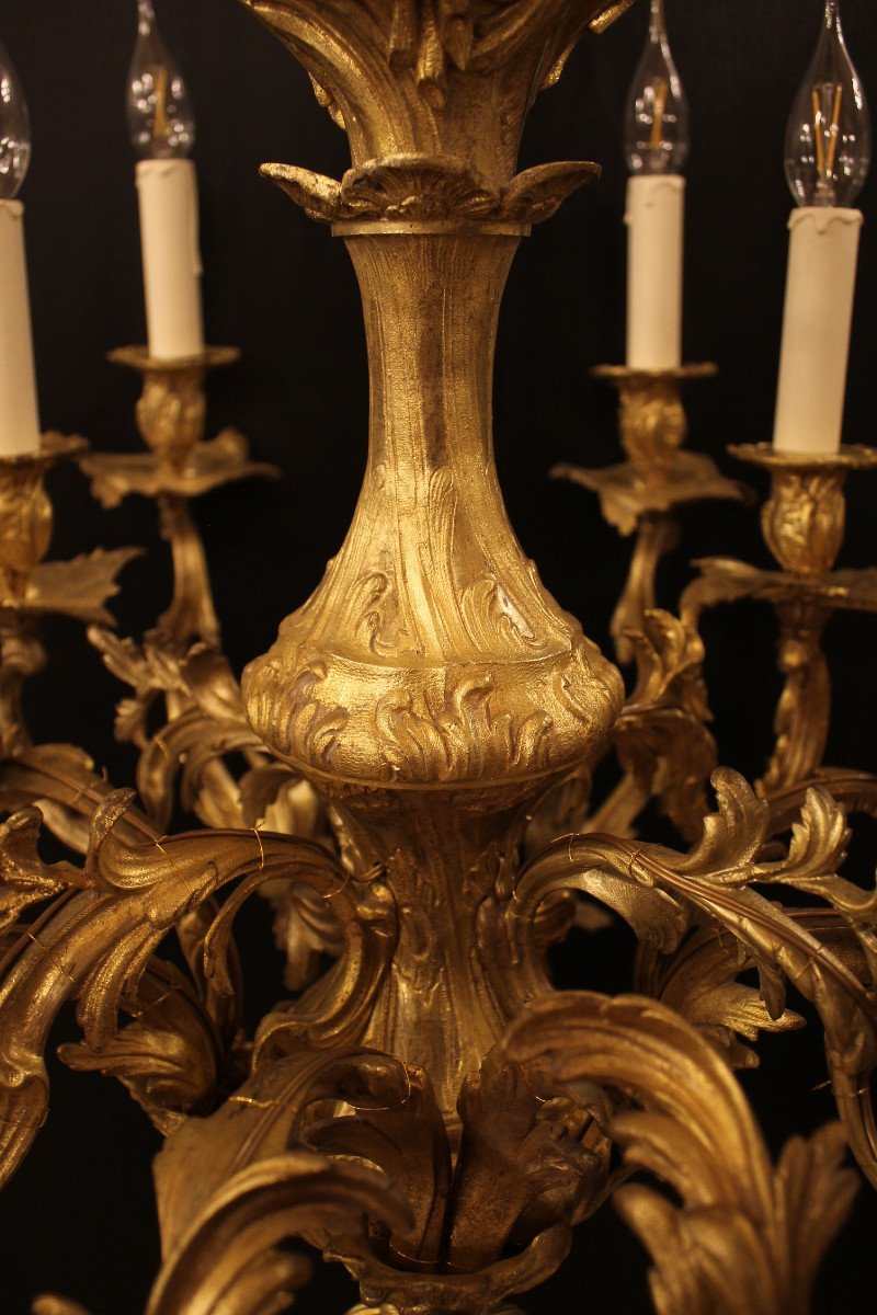 Important Lustre De Style Louis XV Rocaille En Bronze Doré à 12 Feux-photo-1