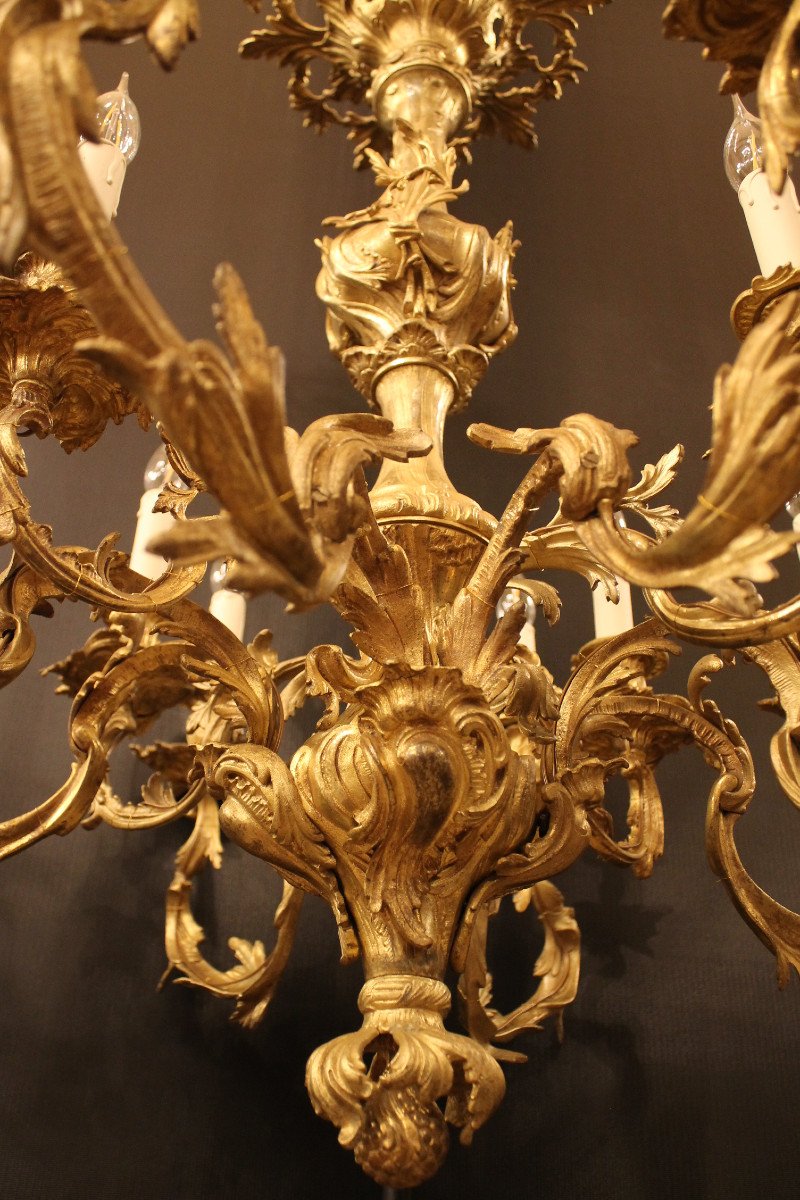 Important Lustre De Style Louis XV Rocaille En Bronze Doré à 12 Feux-photo-4