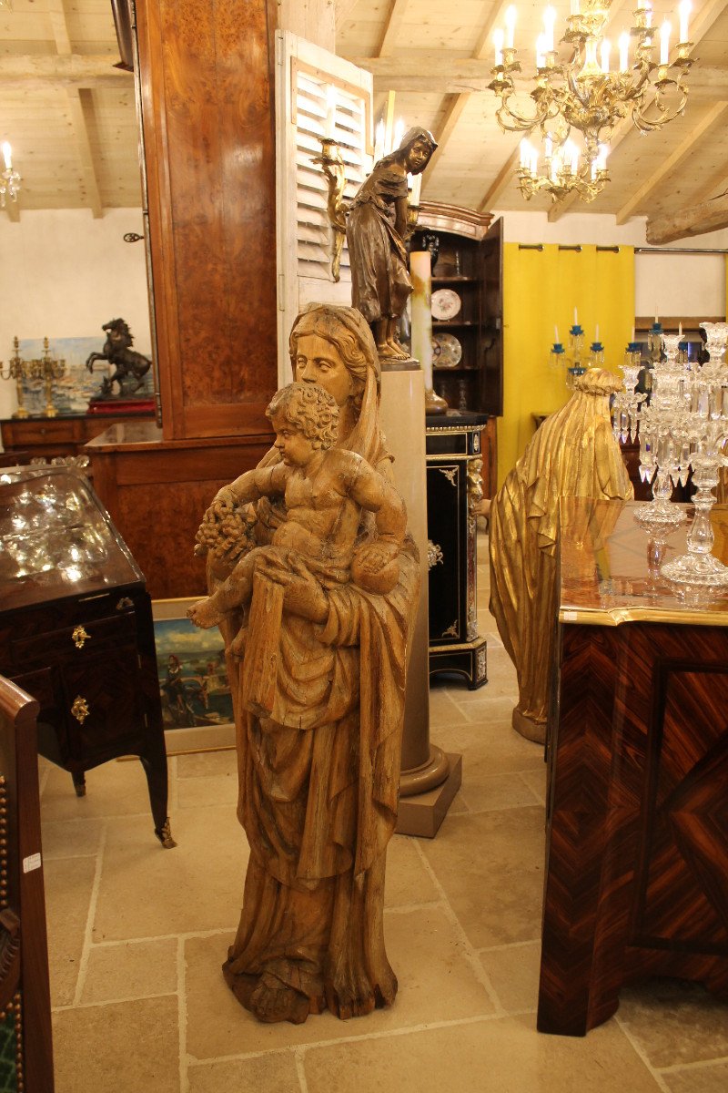 Large Virgin And Child With Grapes In Carved Oak, South Of France, XVIth Century-photo-8