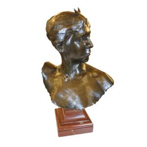 Alexandre FALGUIERE (1831-1900) - Buste de Diane Chasseresse en bronze