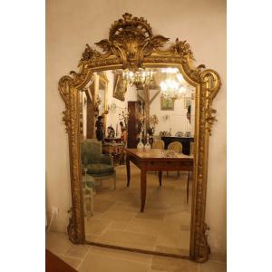 Important Miroir De Style Louis XV En Bois Et Stuc Doré, époque Napoléon III