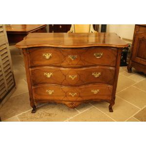 Petite Commode d'époque Louis XV En Noyer, Travail Provincial