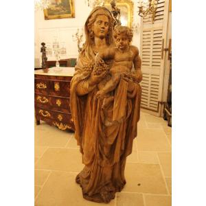 Large Virgin And Child With Grapes In Carved Oak, South Of France, XVIth Century