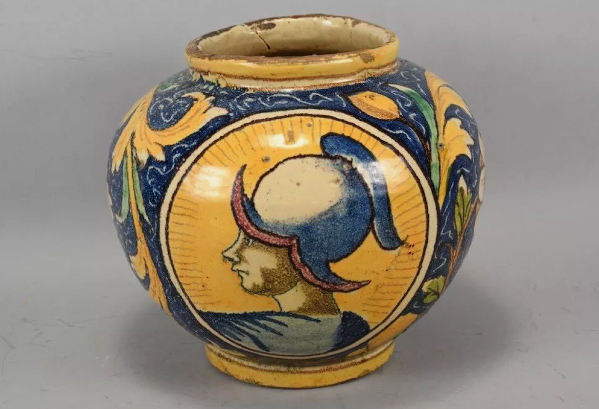 Ball Vase - Italian Majolica - Venice - 16th Century - Maiolica