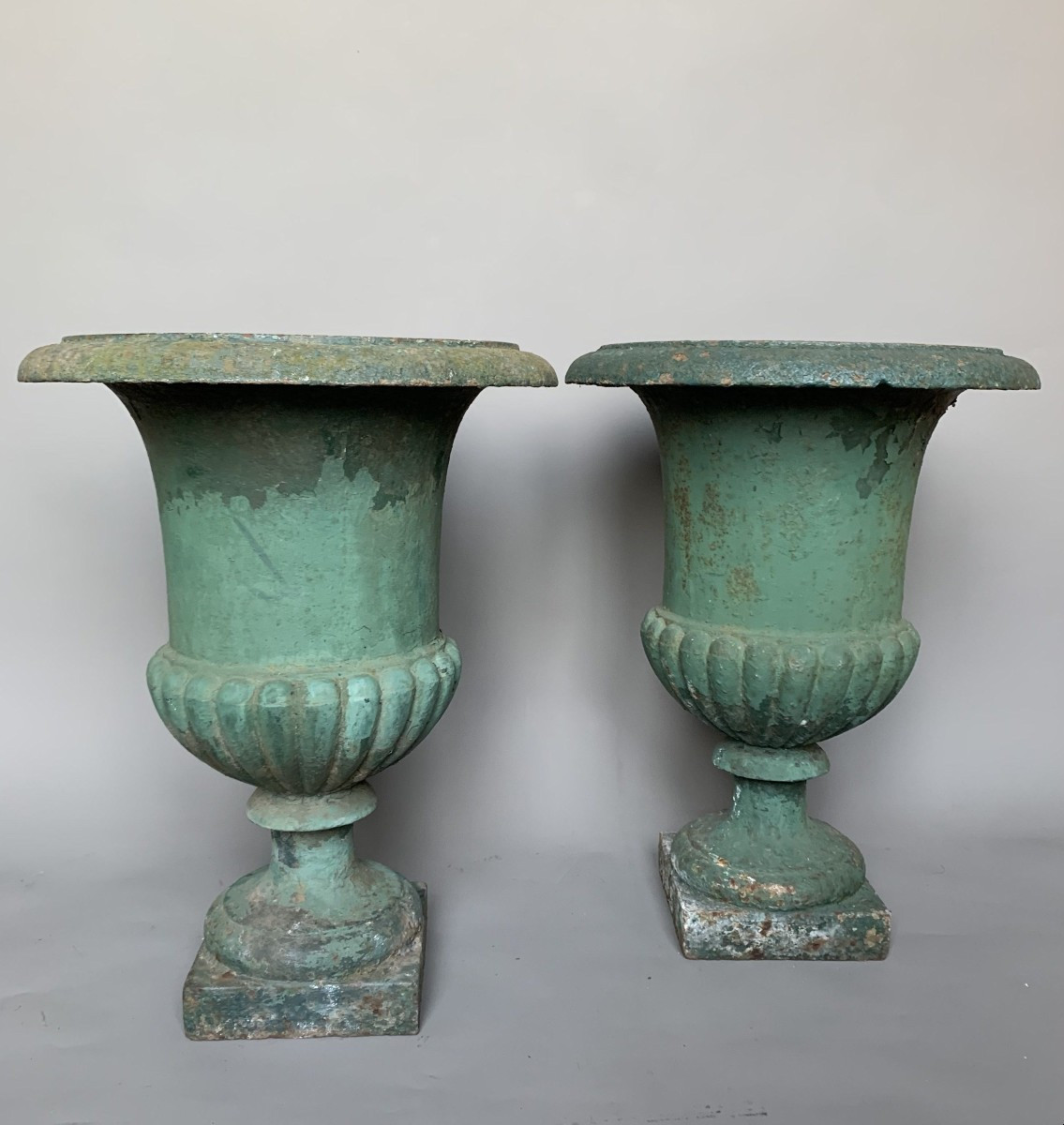 Paire de vases Médicis - XIXème siècle - Fonte de fer