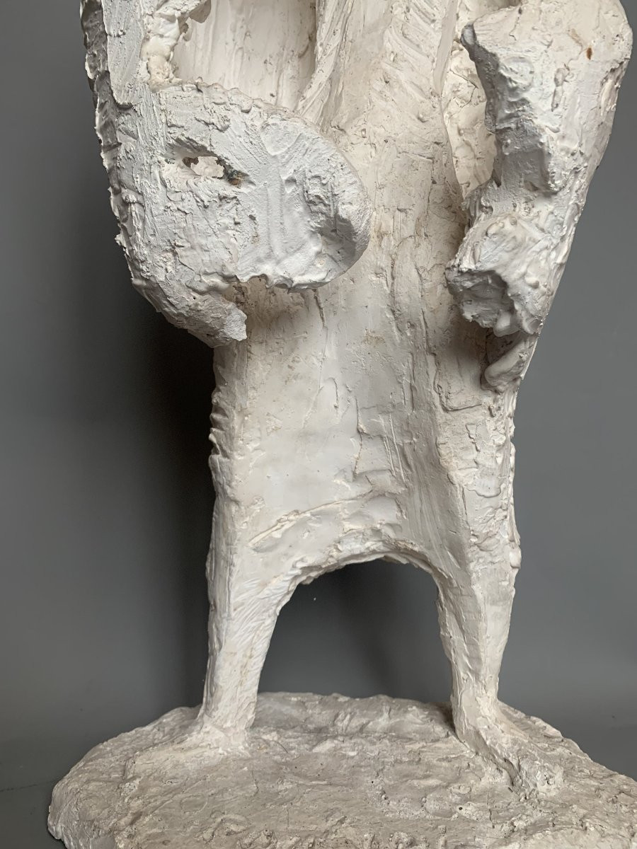 Sculpture en plâtre – Femme nue au manteau – Signée Paolini – Années 1950-photo-1