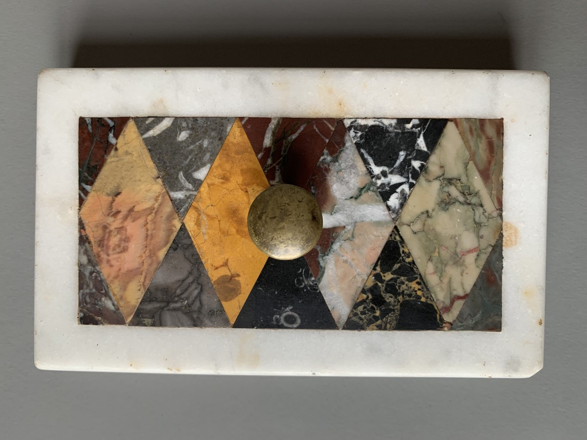 Carrara Marble Paperweight With Polychrome Marble Marquetry – Late 19th Century