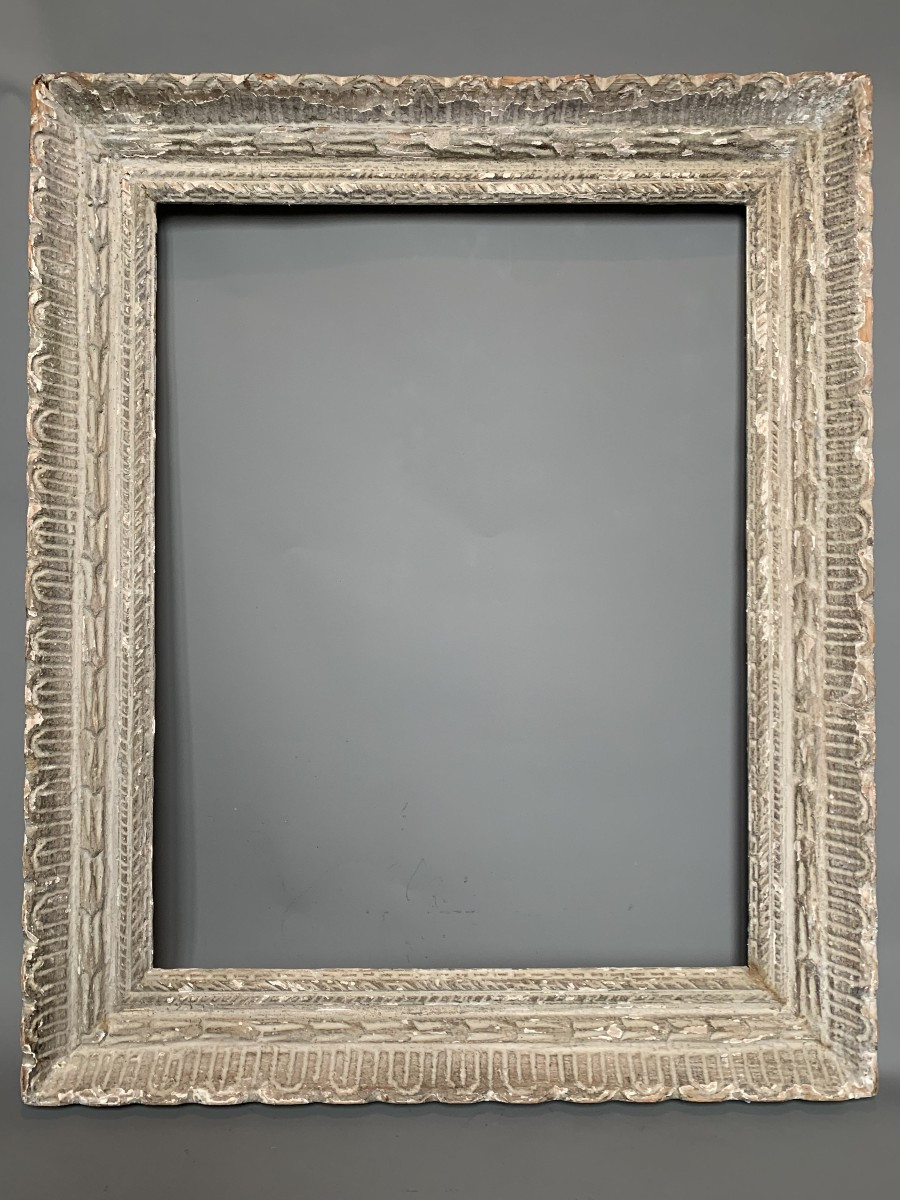 Grand cadre Montparnasse en bois sculpté et stuc – XXᵉ siècle