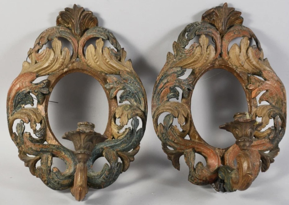 Paire d’appliques en bois sculpté polychrome - miroirs au mercure- Italie du Nord- XVIIIe 