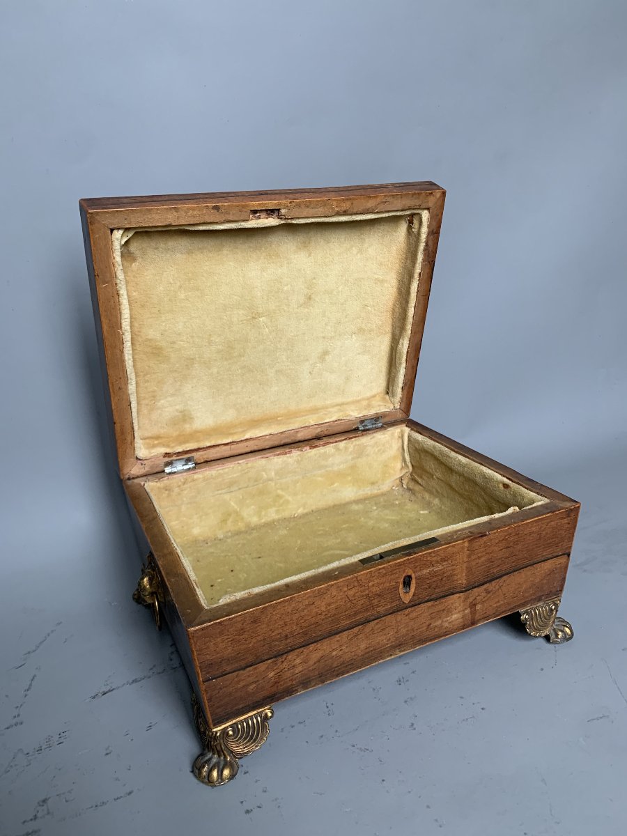 Decorated Wooden Box - England - 19th Century-photo-2