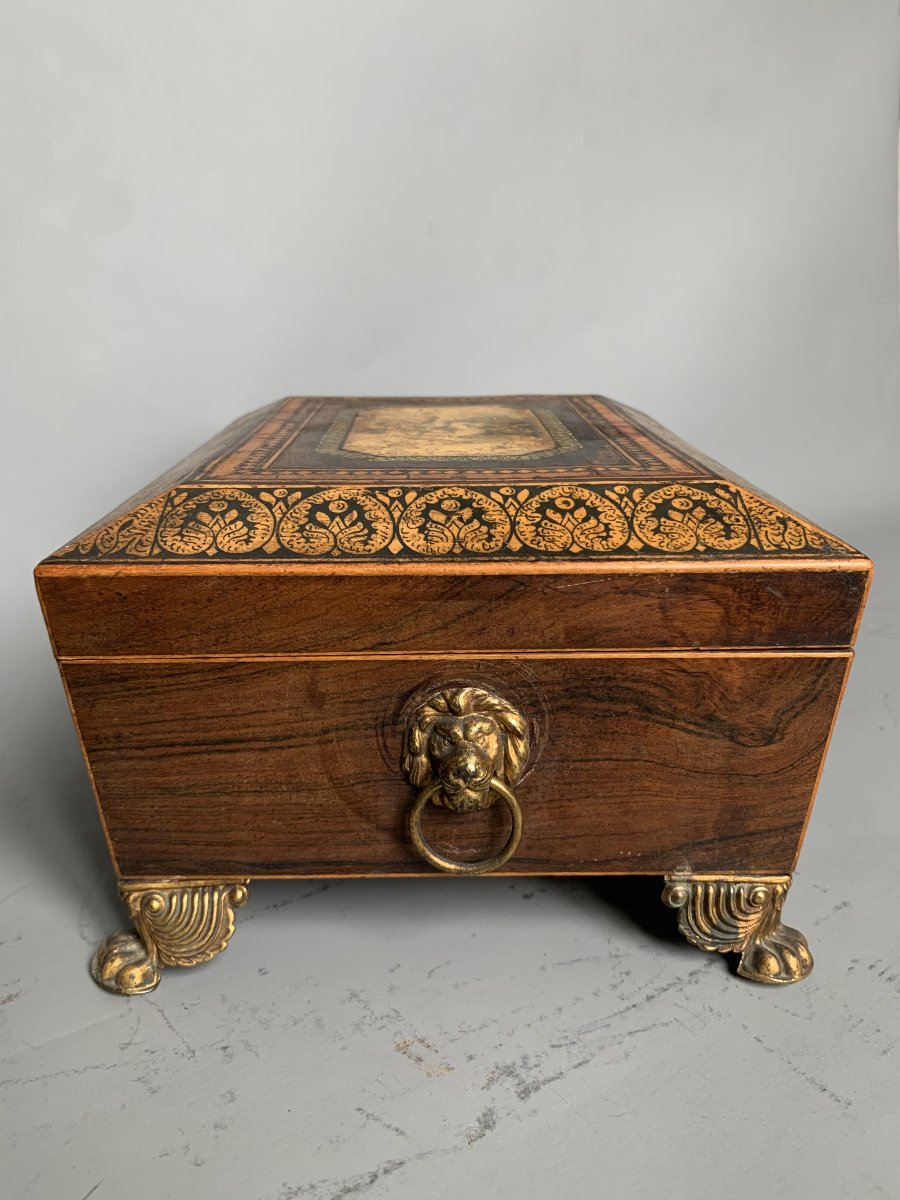 Decorated Wooden Box - England - 19th Century-photo-3