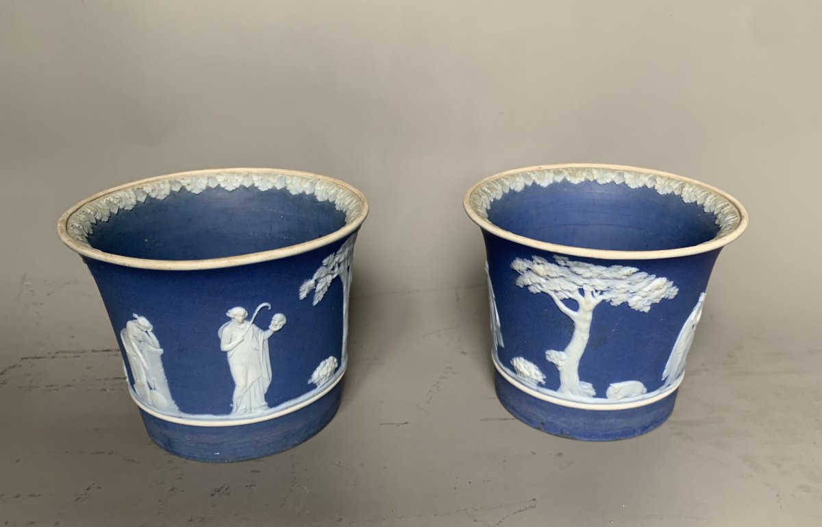 Pair Of Wedgwood Earthenware Planters – Neoclassical Design-photo-2
