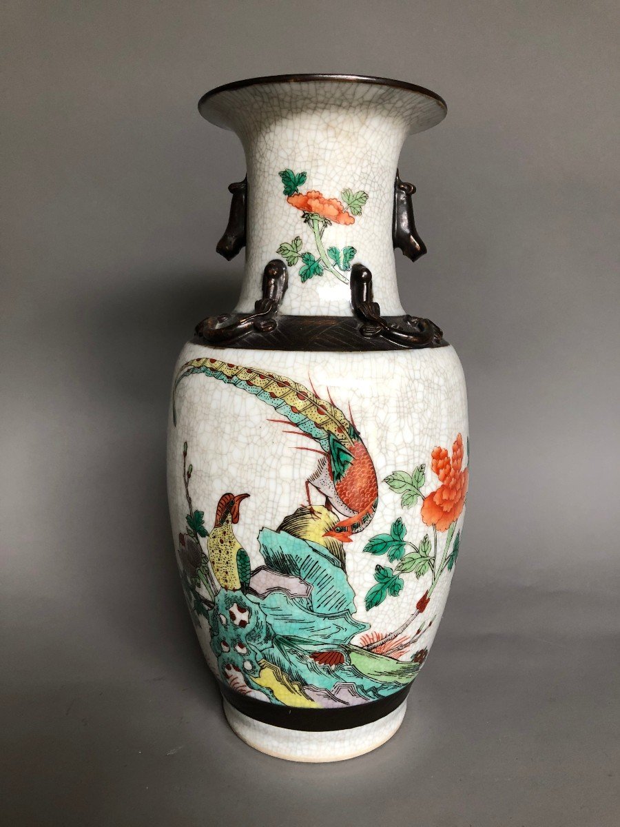 Vase chinois en porcelaine de Nankin - XXème - Signé