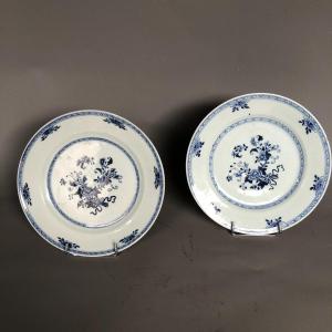 Pair Of Chinese Porcelain Plates - 18th Century China - Compagnie Des Indes