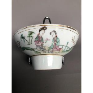 Chinese Porcelain Bowl - XXth Century