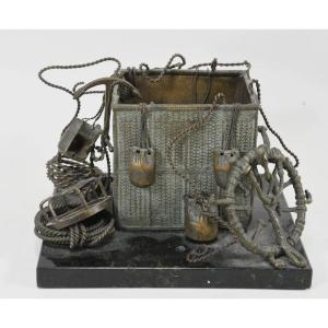 Nacelle de montgolfière miniature en bronze et laiton – début du XXe siècle