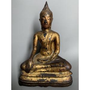 Bouddha assis en fonte de fer dorée - Asie du Sud-Est - XVIIIᵉ siècle