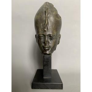 Tête du dieu Osiris en bronze – Musée du Louvre - Éditions des Musées nationaux