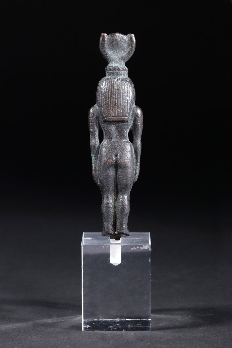Figure Of Hathor In Bronze Egypt Lower Period-photo-2