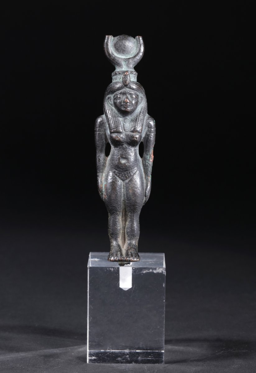 Figure Of Hathor In Bronze Egypt Lower Period