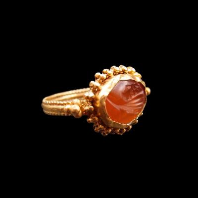 Roman Gold Ring With Intaglio
