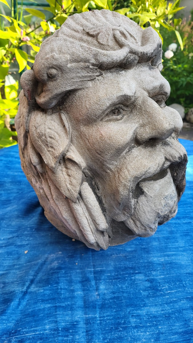 Tête en pierre naturelle sculptée  : le Dieu Neptune -photo-4