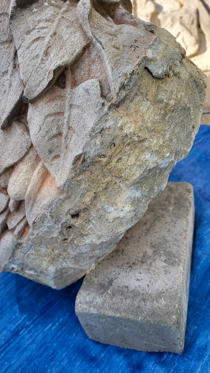 Tête en pierre naturelle sculptée  : le Dieu Neptune -photo-2