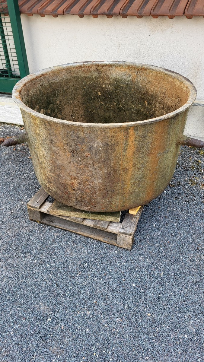 Cuvier en fonte de fer XVII ème -photo-2