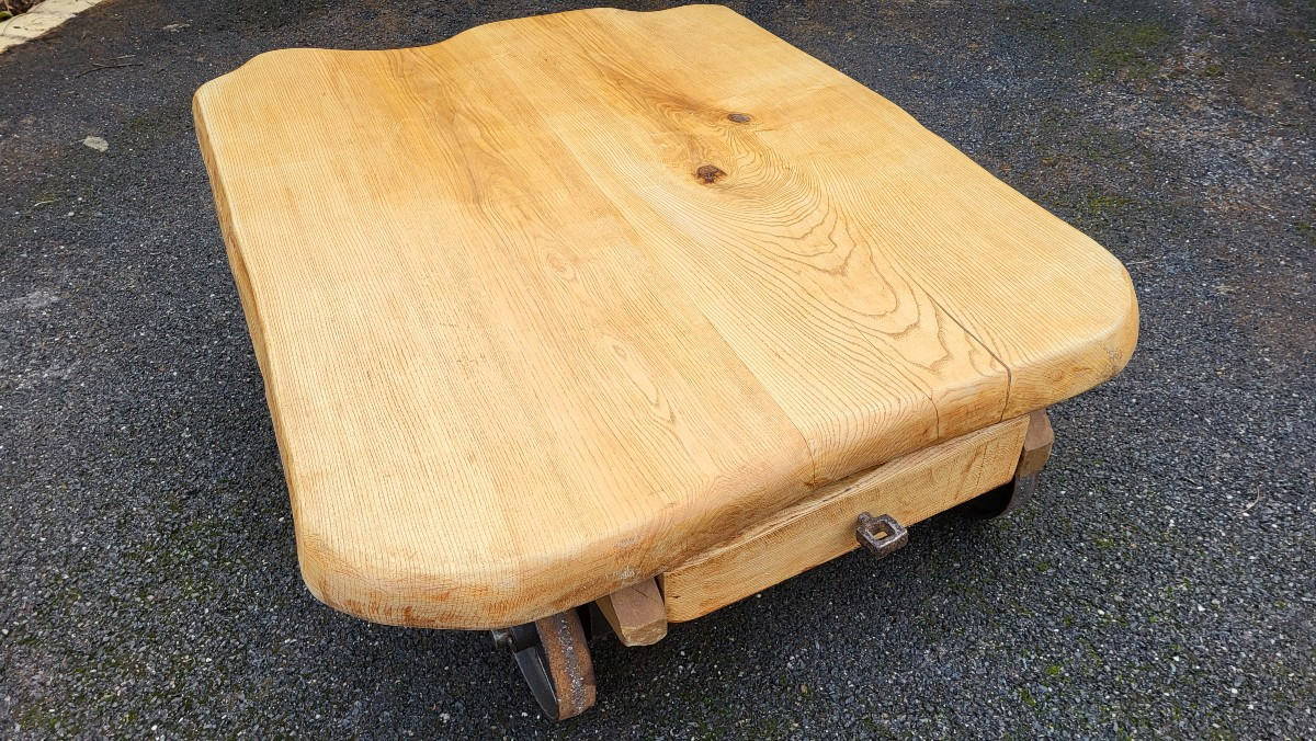 Table de salon roues de wagonnets industriels