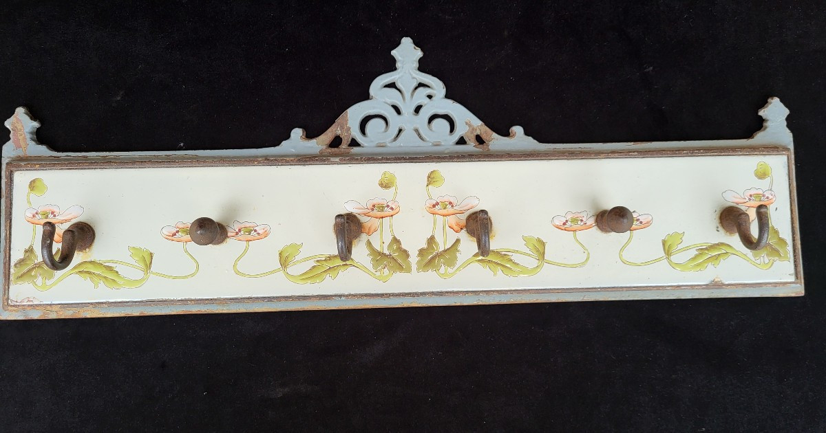 Towel Rack, Towel Holder, In Enameled Cast Iron Art Nouveau, Poppy Decoration