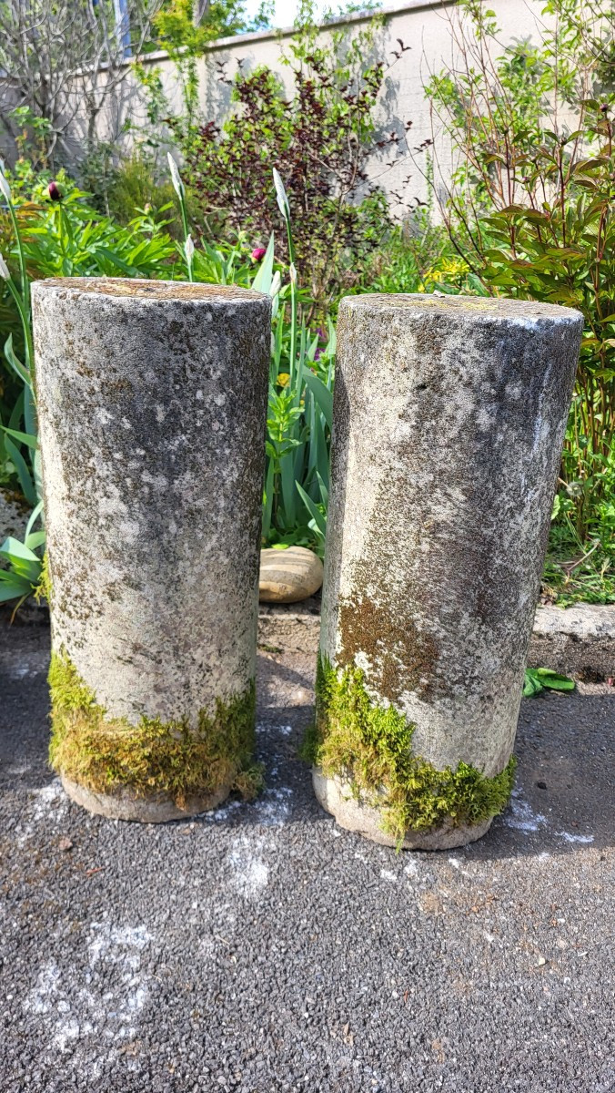 2 Natural Stone Columns H 72 Cm