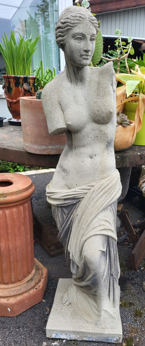 Venus De Milo Statue In Concrete 20th Century