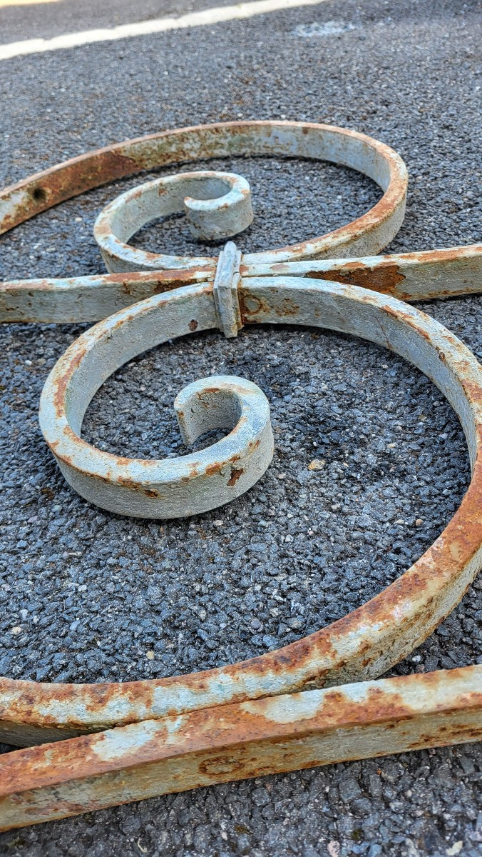 2 Bras de marquise  à volutes  en fer forgé XIX ème-photo-3