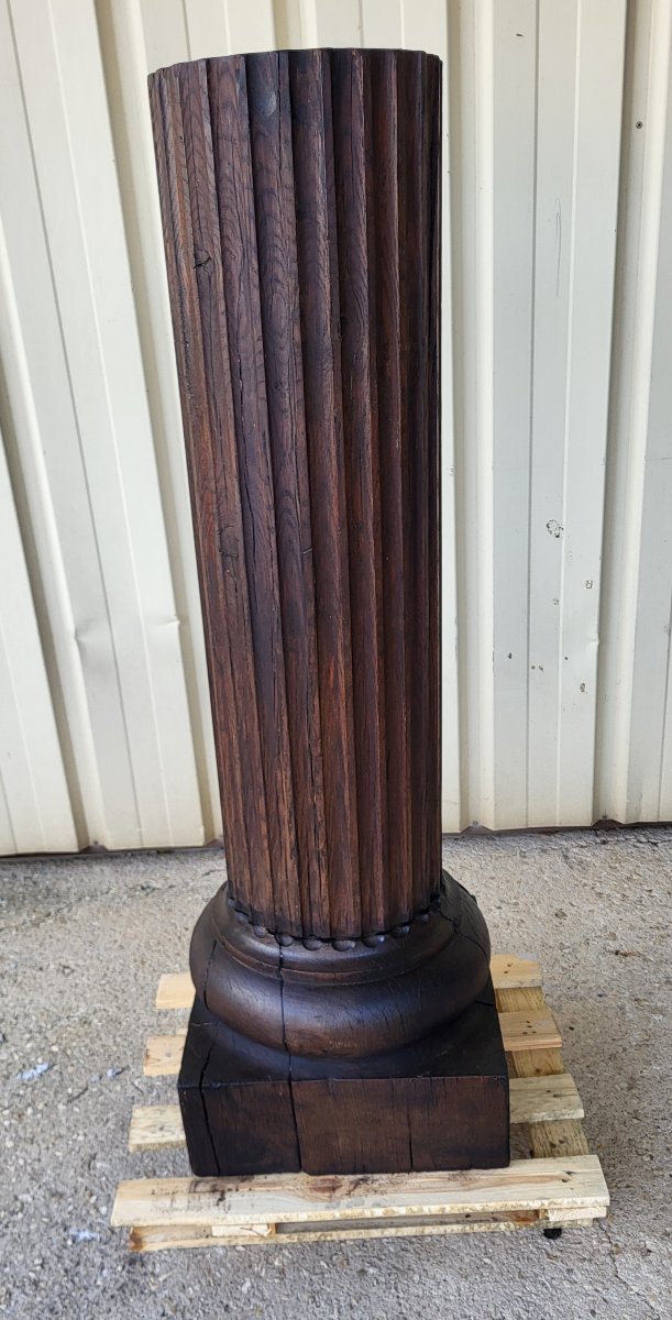Colonne cannelée en chêne massif XIXème